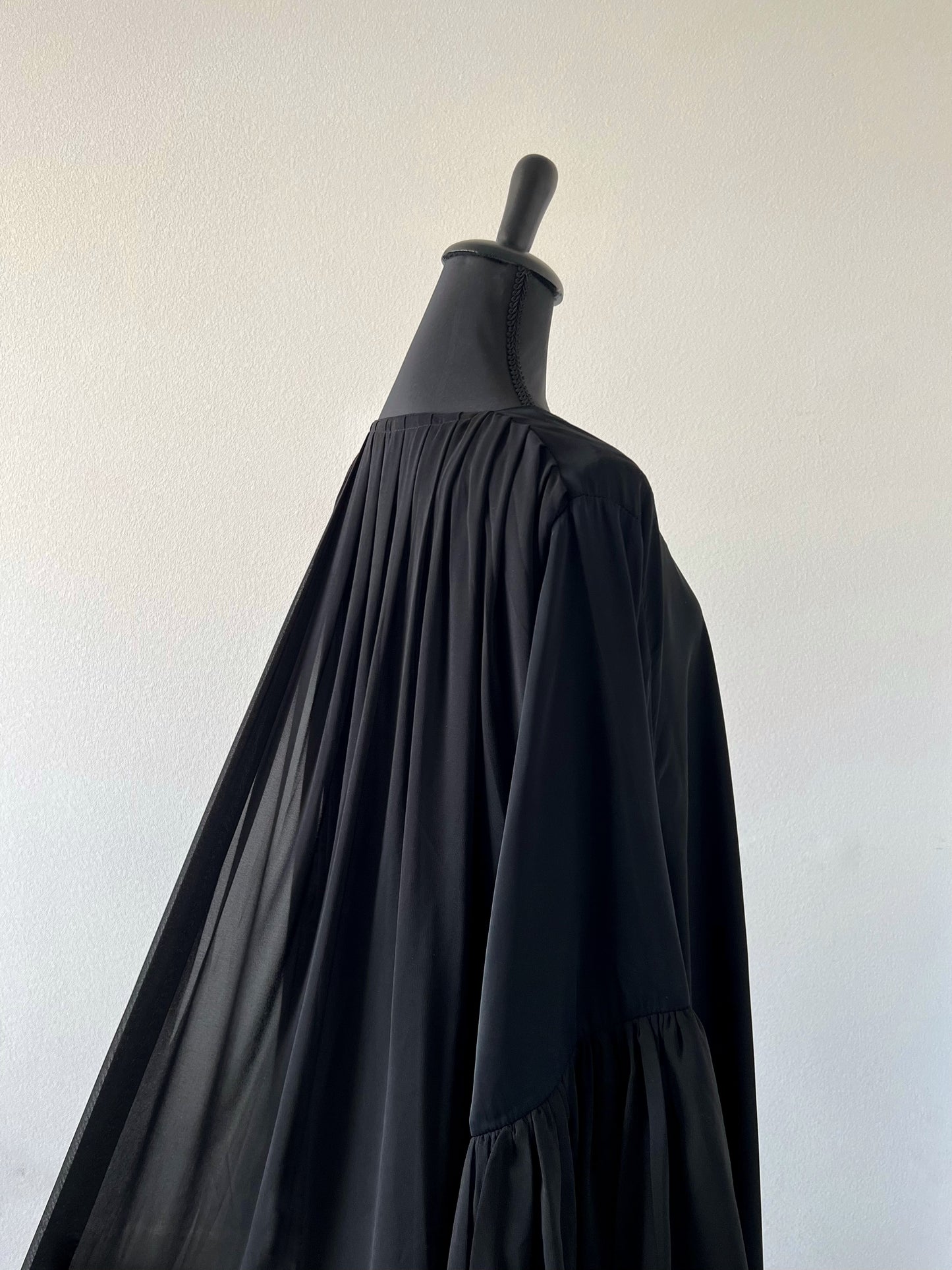 Abaya Rosalia